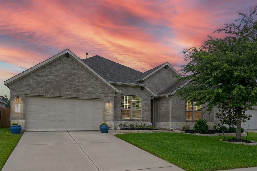 Property photo for 27912 Parkside Creek Drive, Spring, TX