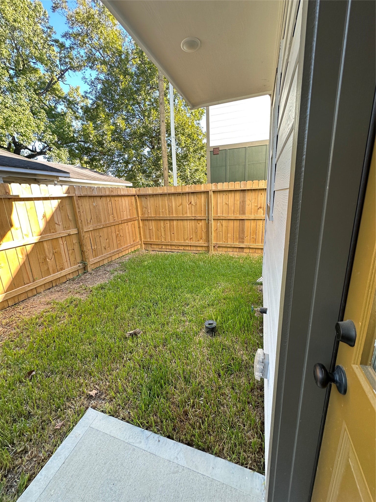 8408 Darien Street, #B, Houston, TX 77028 private fenced in backyard