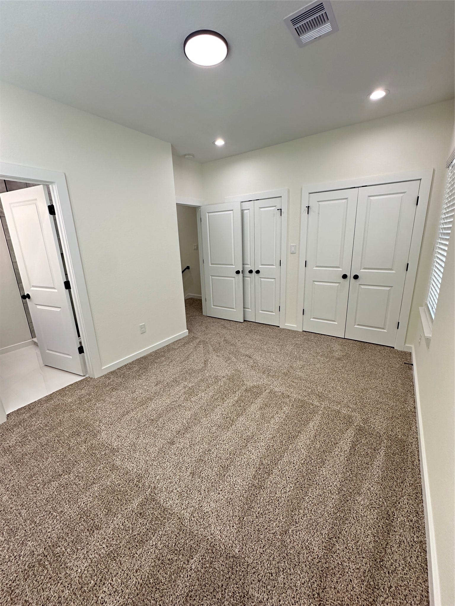 8408 Darien Street, #B, Houston, TX 77028 primary bedroom