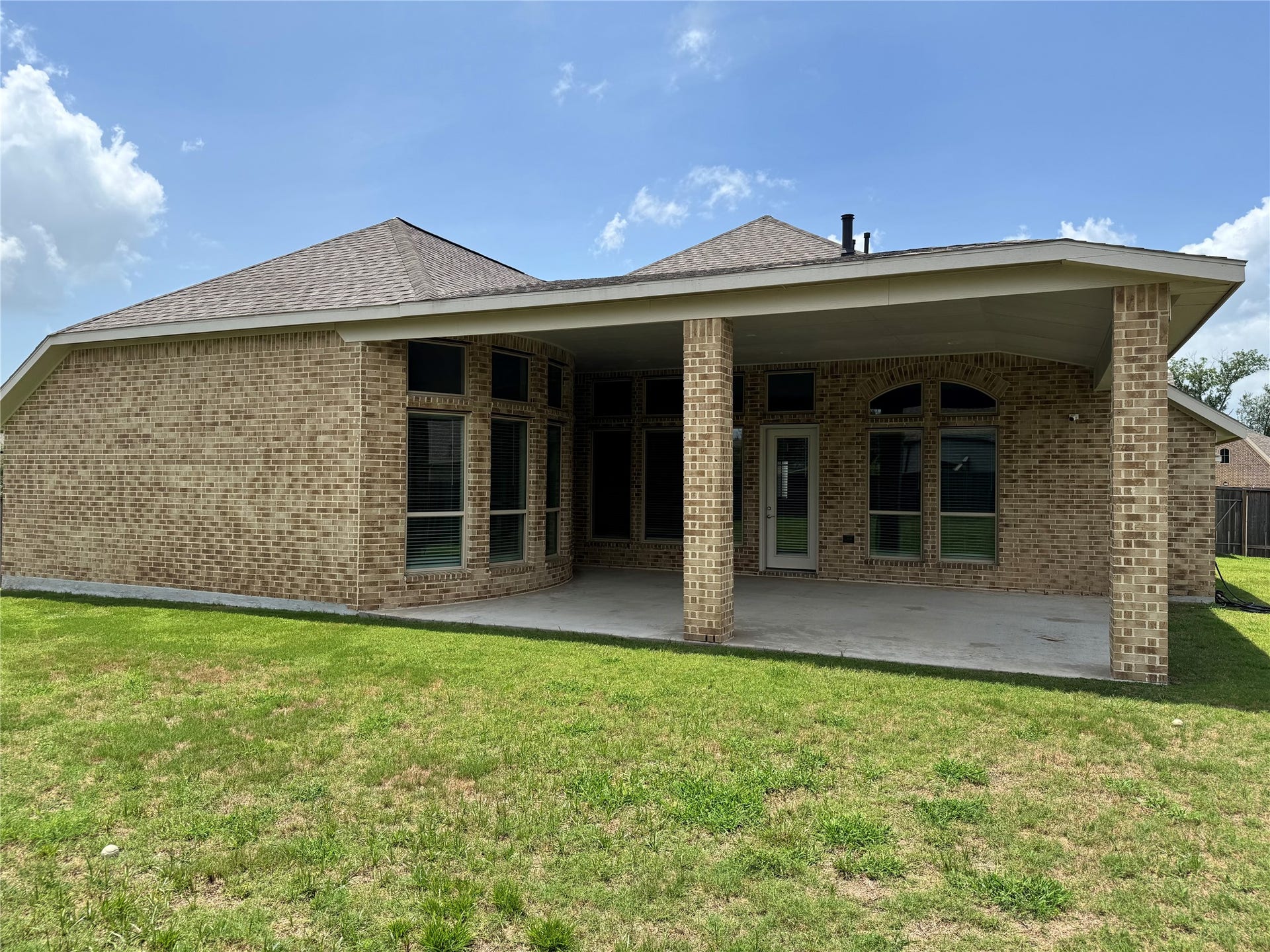 5406 Farm Hill Way, Fulshear, TX 77441 Large Backyard Covered Patio