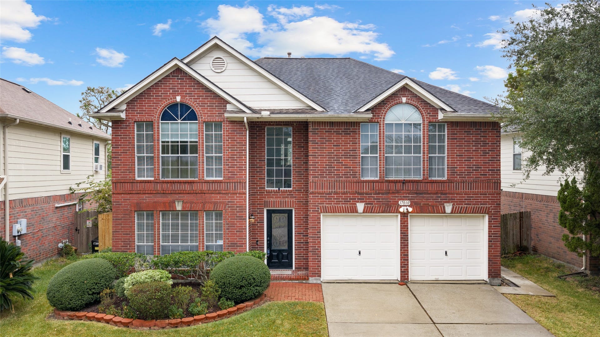 17010 Lighthouse View Drive, Friendswood, TX 77546 17010 Lighthouse View Drive, Friendswood, TX 77546