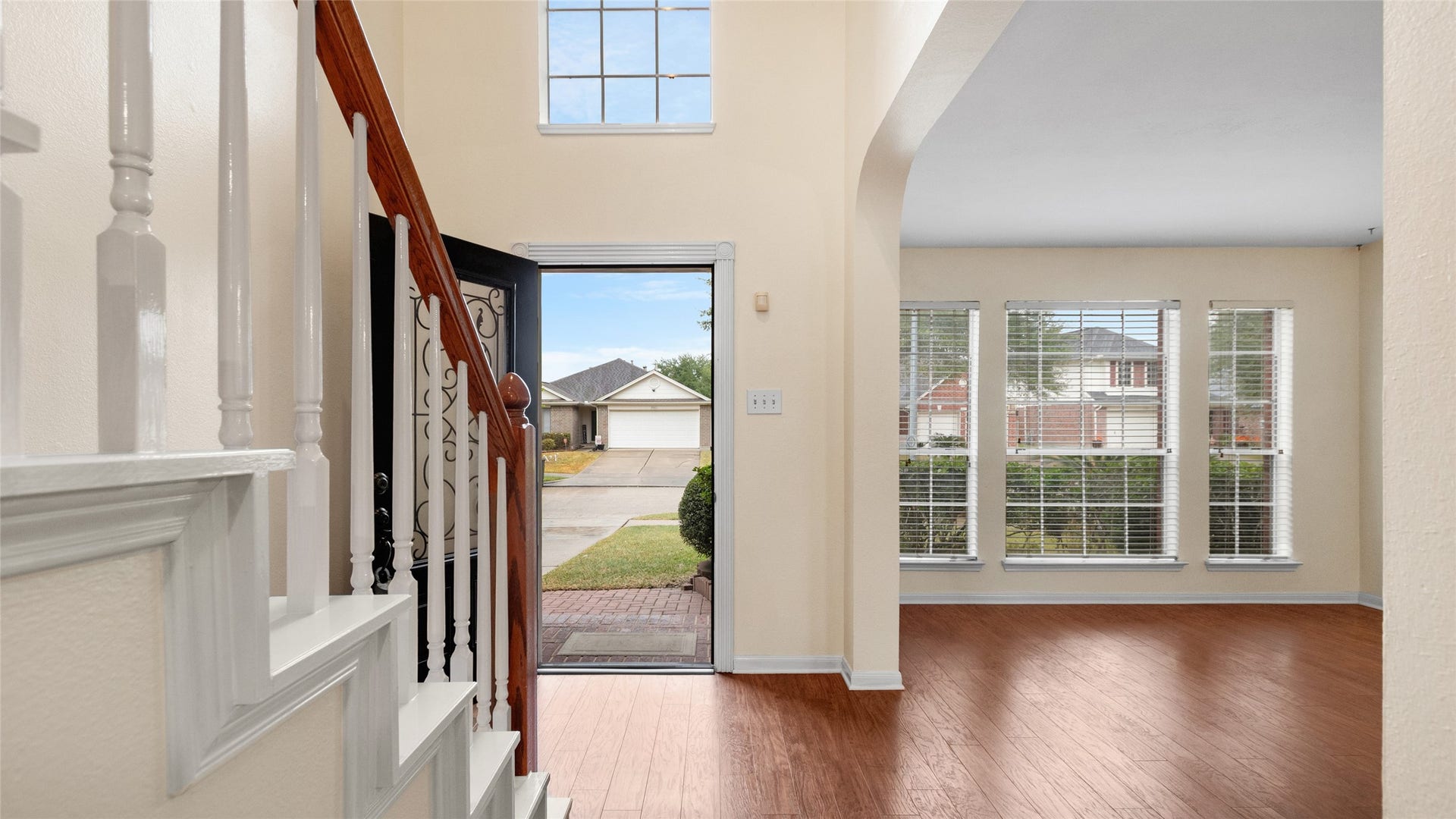 17010 Lighthouse View Drive, Friendswood, TX 77546 17010 Lighthouse View Drive, Friendswood, TX 77546