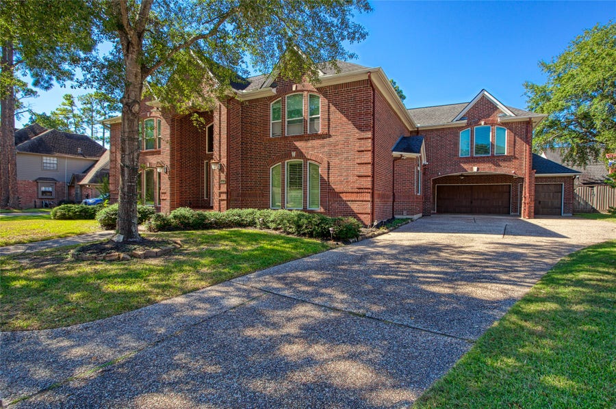 Property photo for 14907 Pine Point Court, Houston, TX