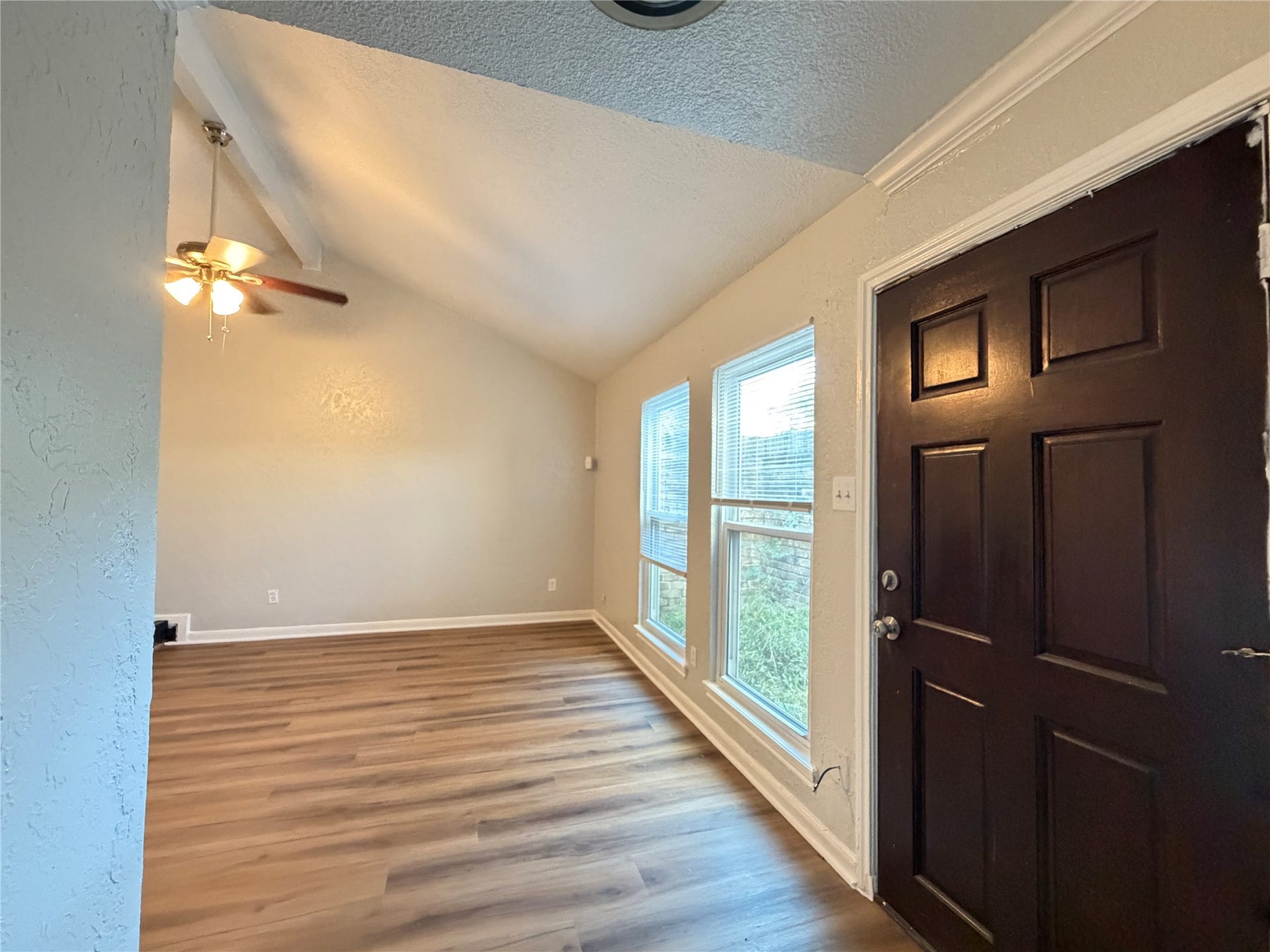 8503 Wilcrest Drive, Houston, TX 77099 front door to living room