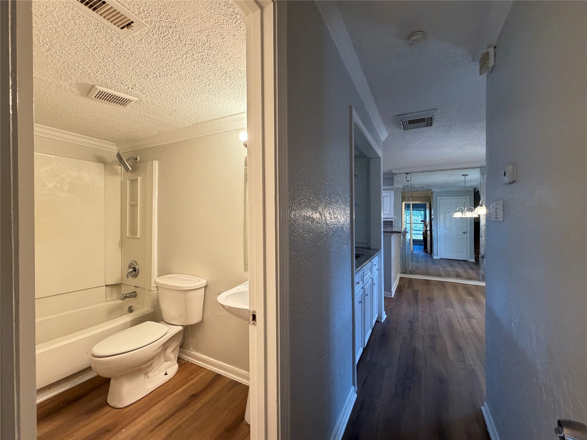 8503 Wilcrest Drive, Houston, TX 77099 8503 Wilcrest Drive, Houston, TX 77099