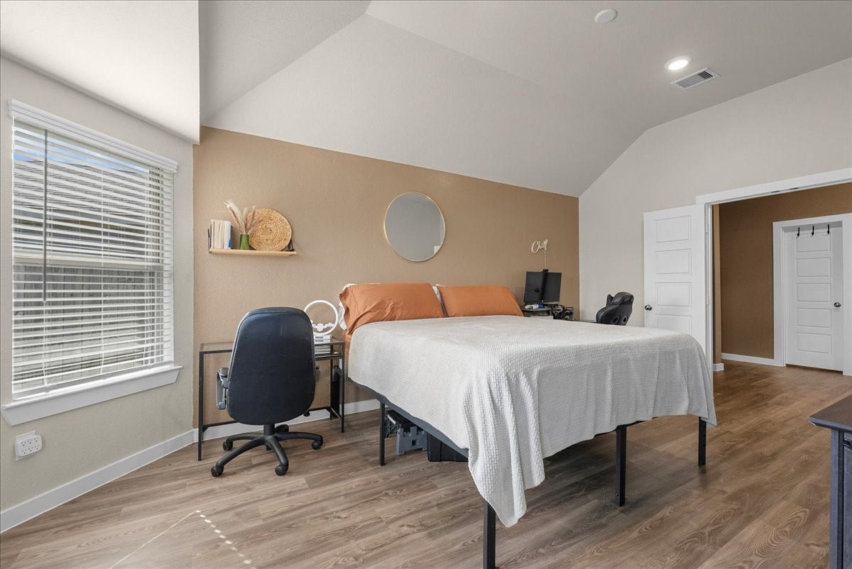 1217 Filly Creek Drive, Alvin, TX 77511 1217 Filly Creek Drive, Alvin, TX 77511