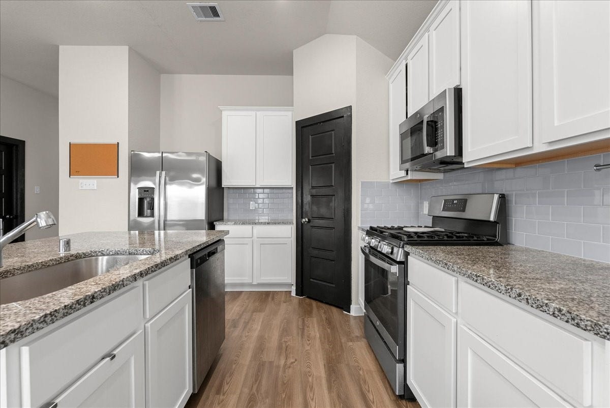 1217 Filly Creek Drive, Alvin, TX 77511 1217 Filly Creek Drive, Alvin, TX 77511