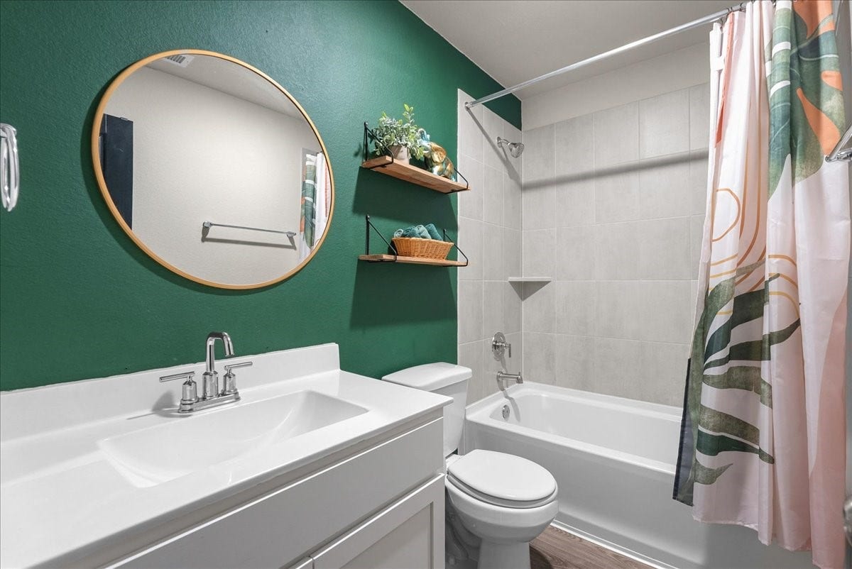 1217 Filly Creek Drive, Alvin, TX 77511 1217 Filly Creek Drive, Alvin, TX 77511
