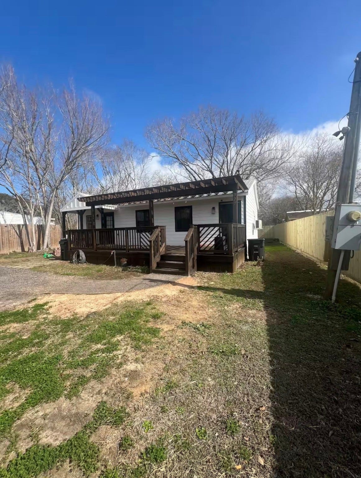 327 3rd Street, San Leon, TX 77539 327 3rd Street, San Leon, TX 77539
