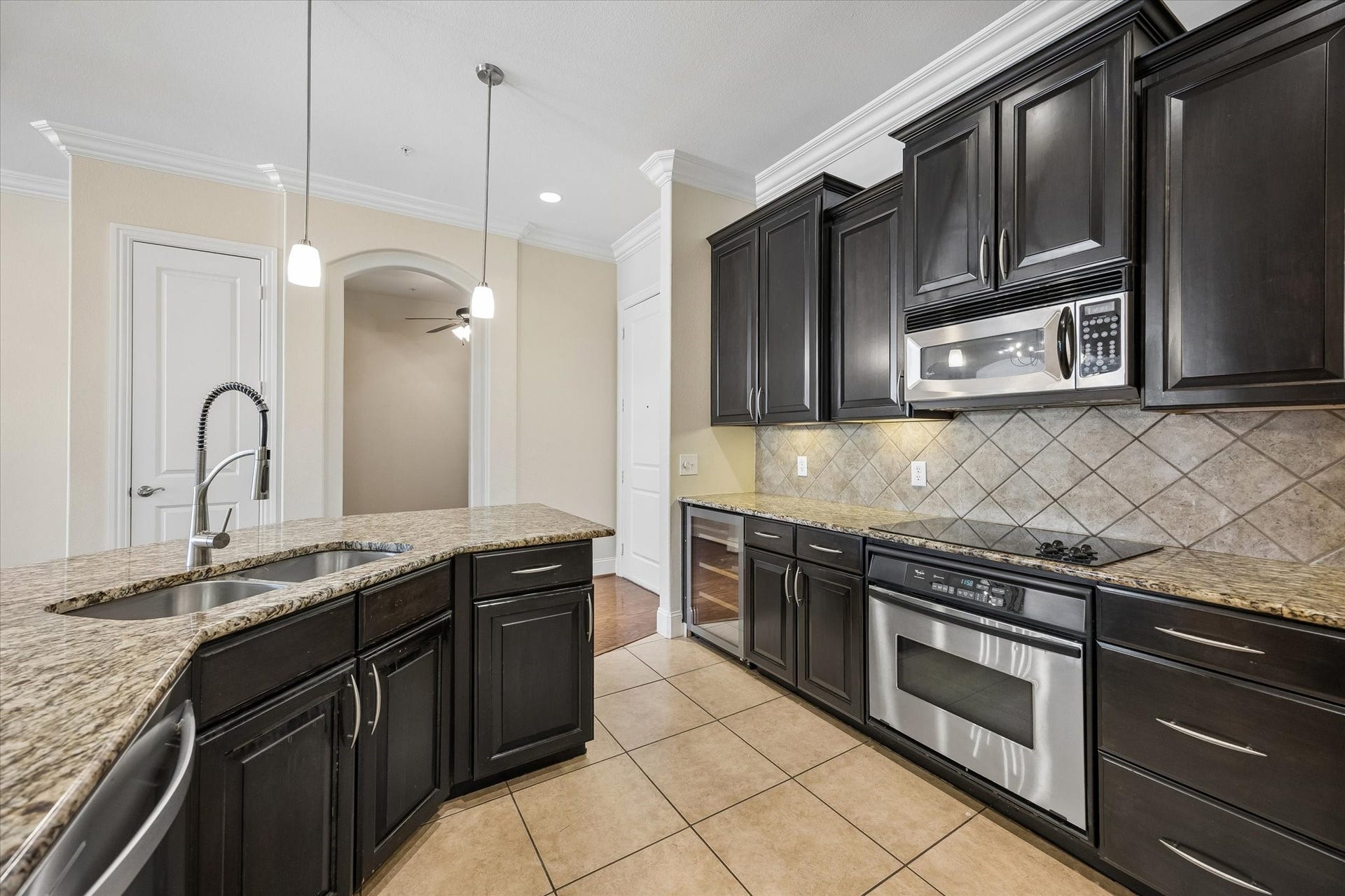 2120 Kipling Street, #207, Houston, TX 77098 2120 Kipling Street, #207, Houston, TX 77098
