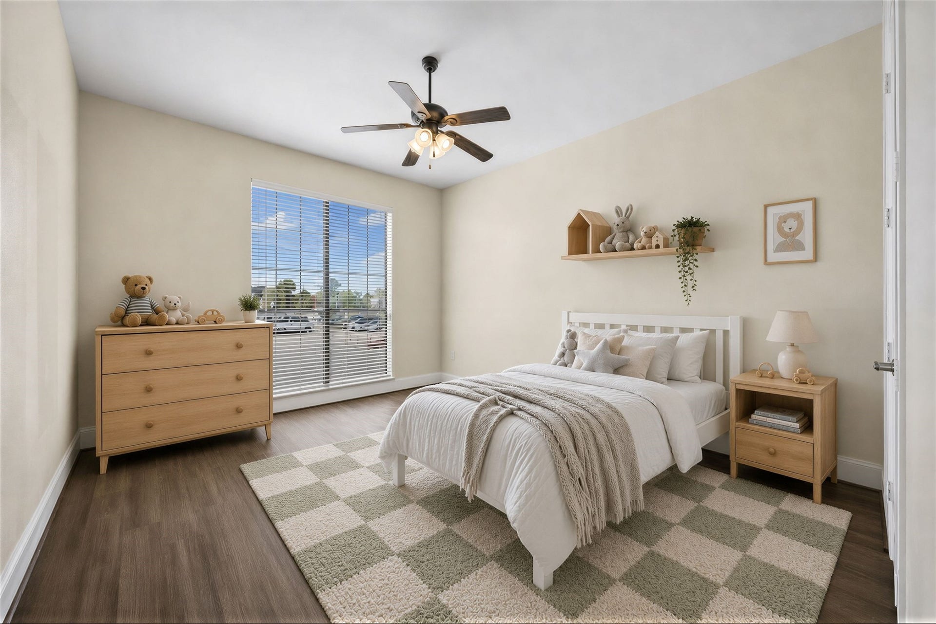 2120 Kipling Street, #207, Houston, TX 77098 Large secondary bedroom with tons of natural light and neutral walls