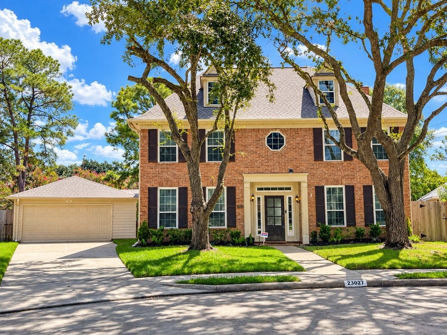 Property photo for 23027 Lodgepoint Drive, Katy, TX