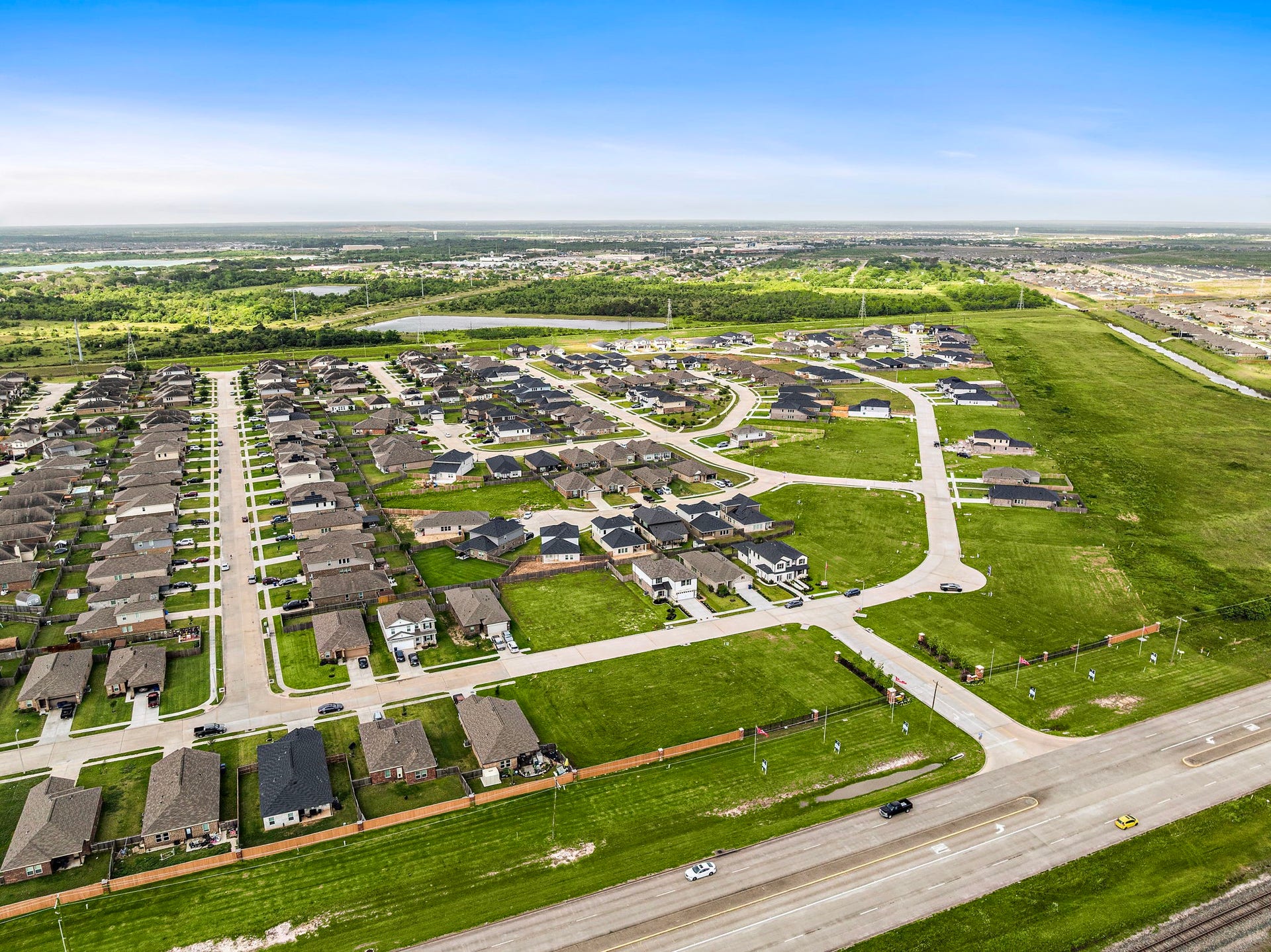 8207 Coral Drive, Texas City, TX 77591 8207 Coral Drive, Texas City, TX 77591