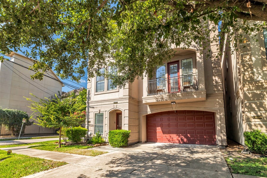 Property photo for 1305 Studer Court, Houston, TX