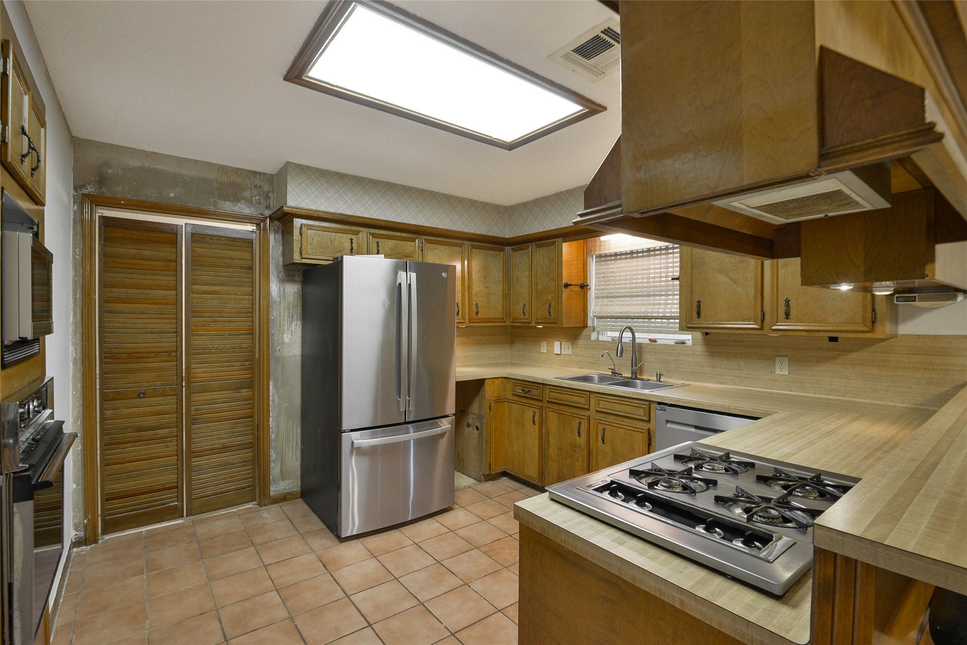 8206 Arrow Cove Court, Humble, TX 77346 8206 Arrow Cove Court, Humble, TX 77346