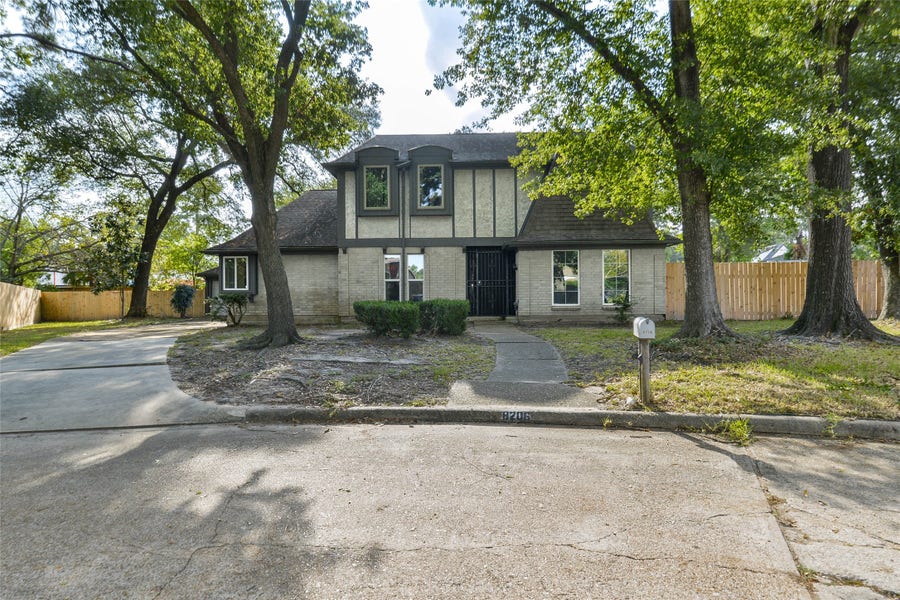 Property photo for 8206 Arrow Cove Court, Humble, TX