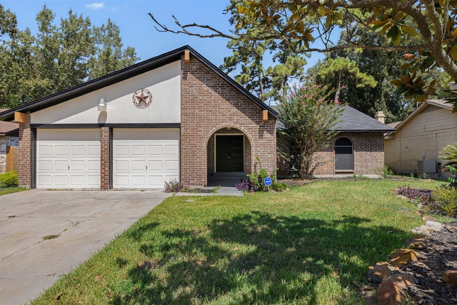Property photo for 23726 Farm Hill Road, Spring, TX