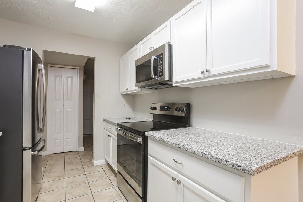 17606 Fieldglen Drive, Houston, TX 77084 17606 Fieldglen Drive, Houston, TX 77084