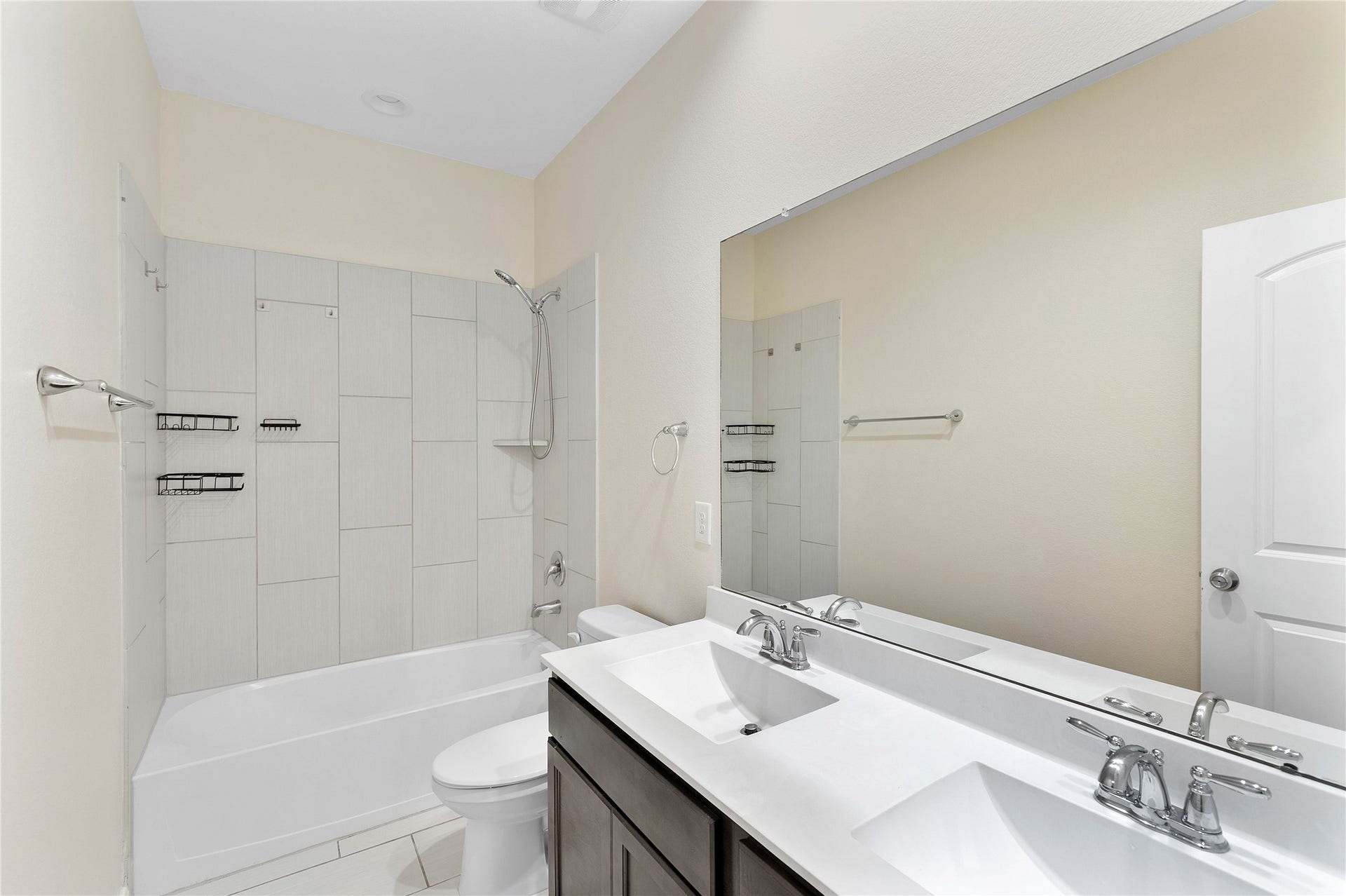 Secondary bathroom