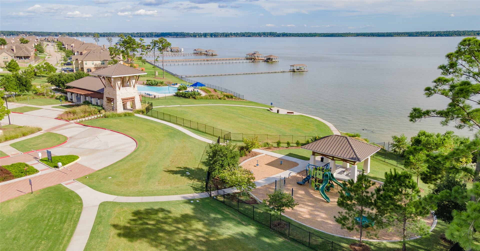 8814 Vasco Da Gama Trace, Houston, TX 77044