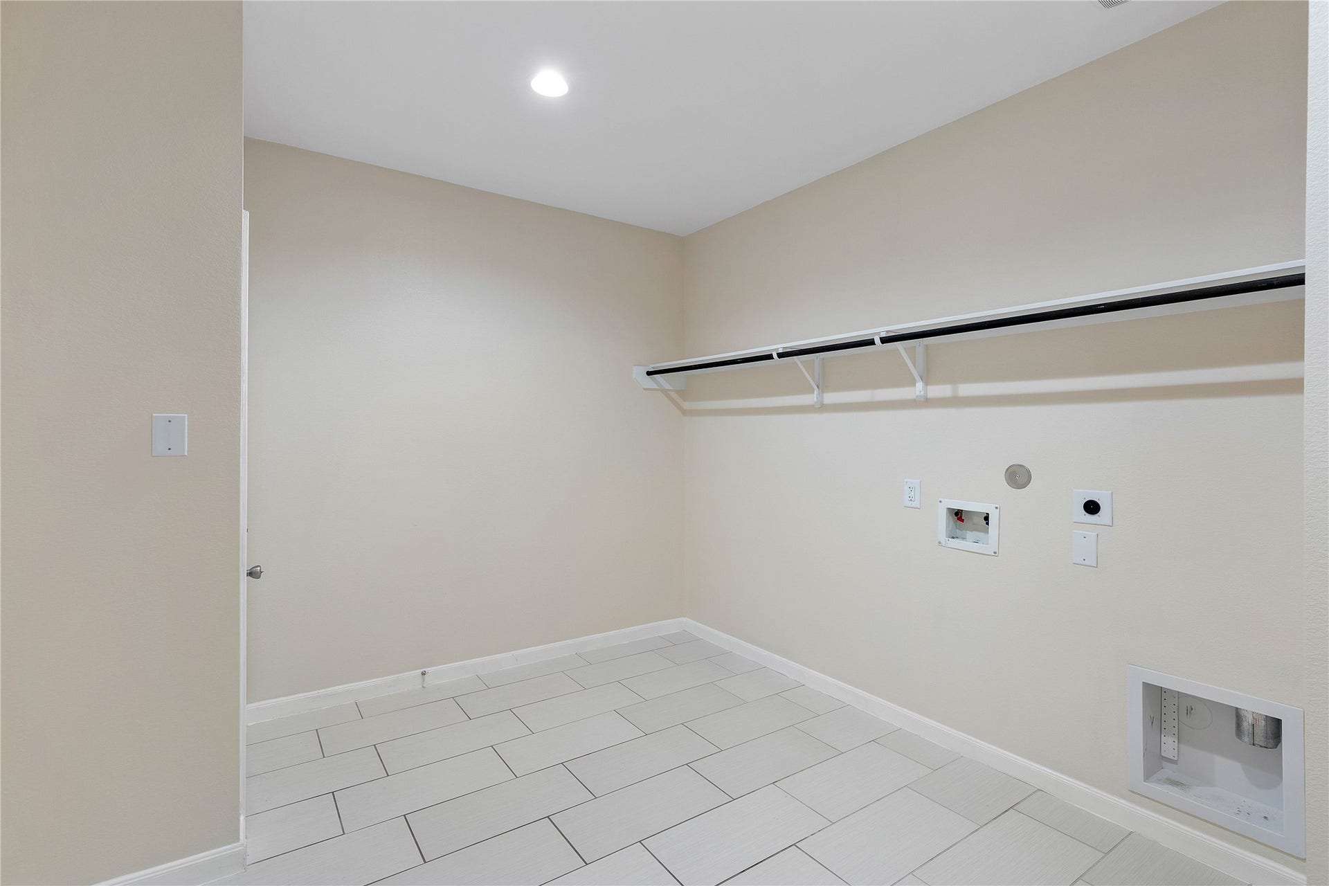 Spacious utility room