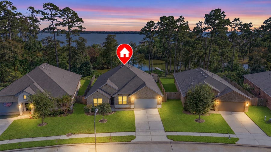 Property photo for 8814 Vasco Da Gama Trace, Houston, TX