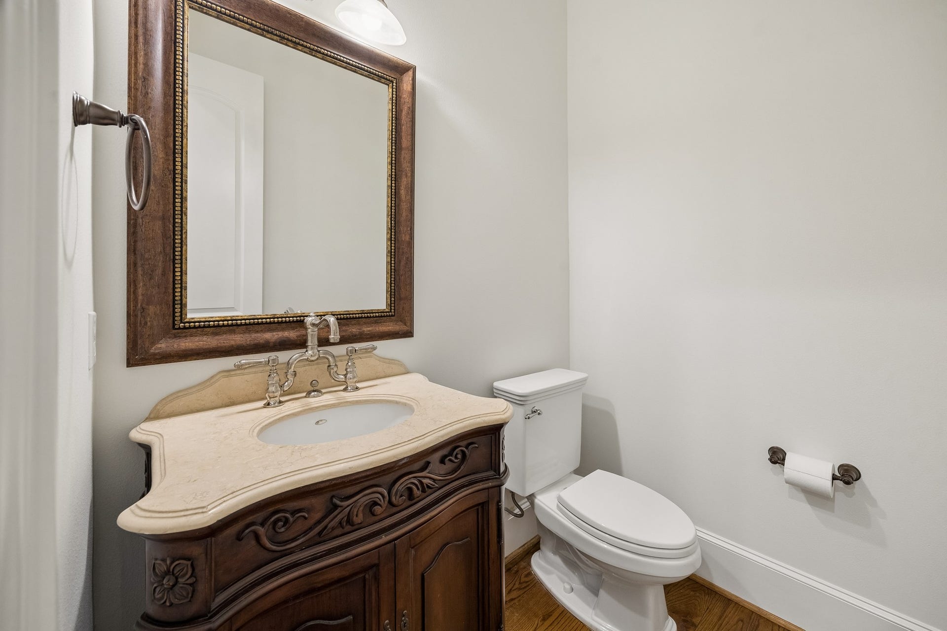 3928 Milton Street, West University Place, TX 77005 3928 Milton Street, West University Place, TX 77005