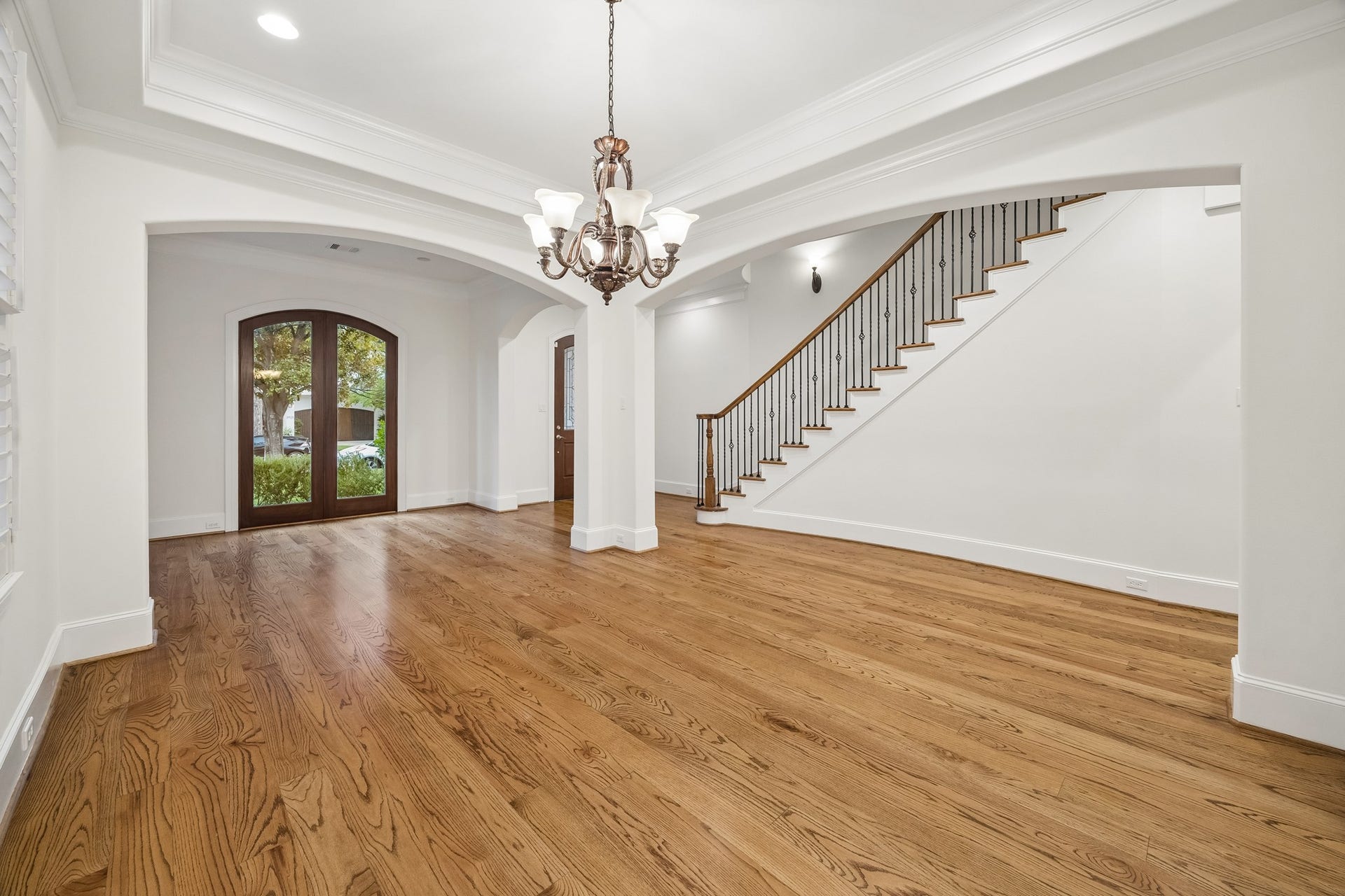 3928 Milton Street, West University Place, TX 77005 3928 Milton Street, West University Place, TX 77005