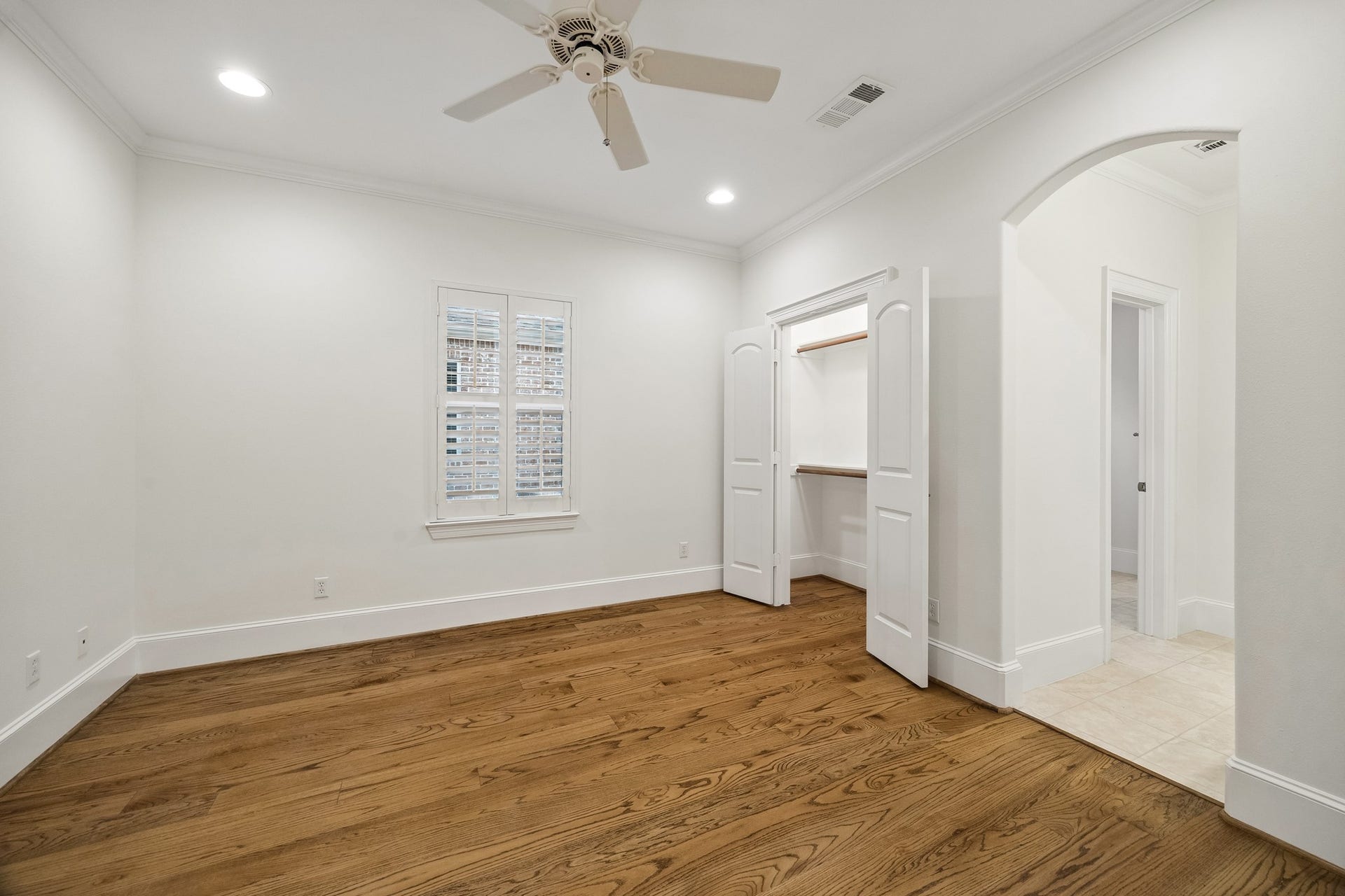 3928 Milton Street, West University Place, TX 77005 3928 Milton Street, West University Place, TX 77005