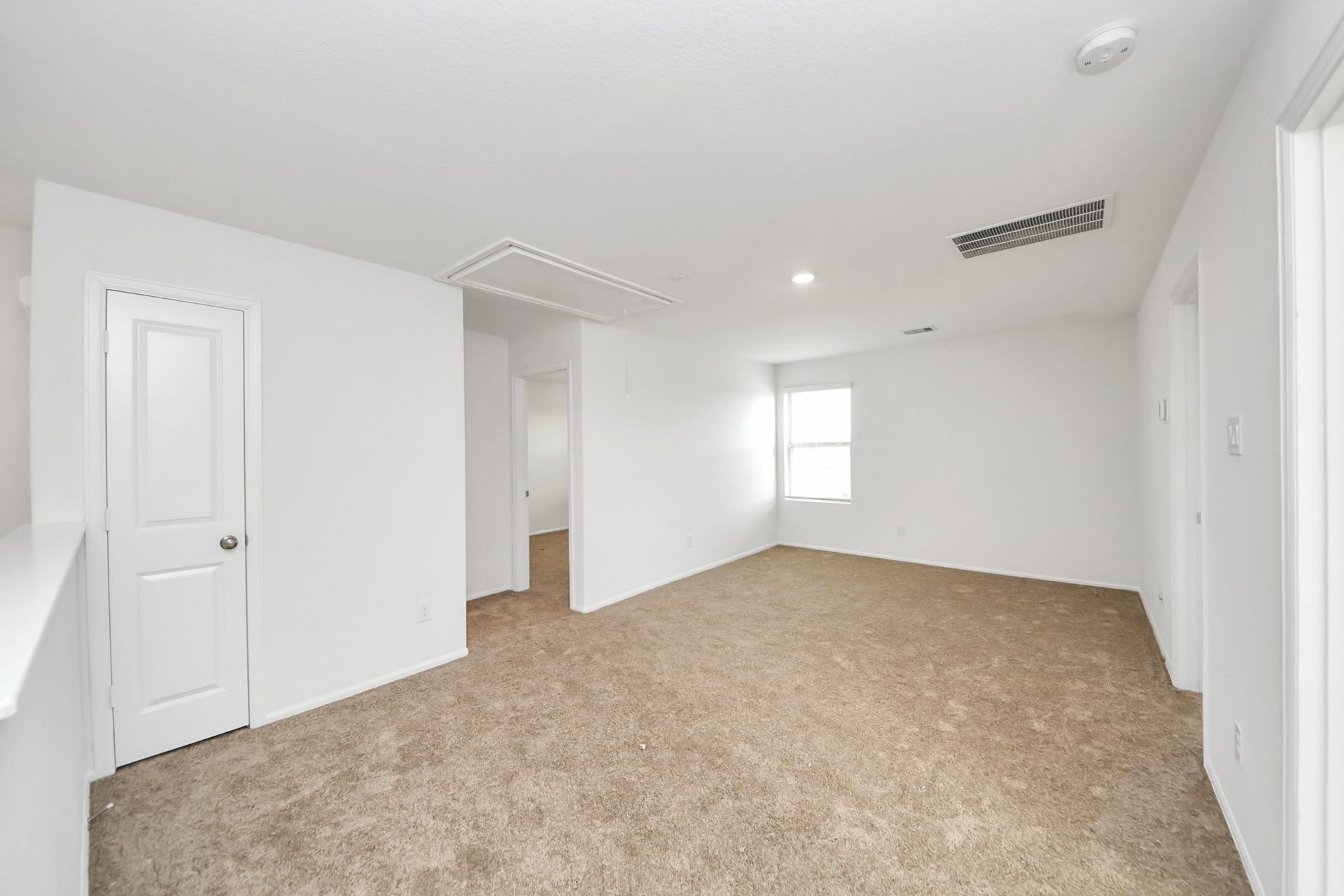 Gamroom or 2nd living room