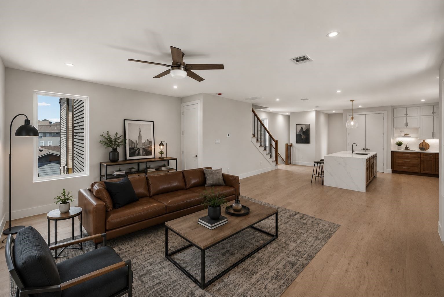 1424 W 23rd Street, #B, Houston, TX 77008 Virtually staged Living room