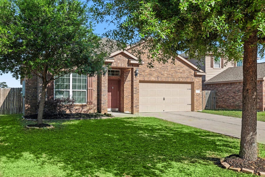 Property photo for 31019 E Lost Creek Boulevard, Magnolia, TX
