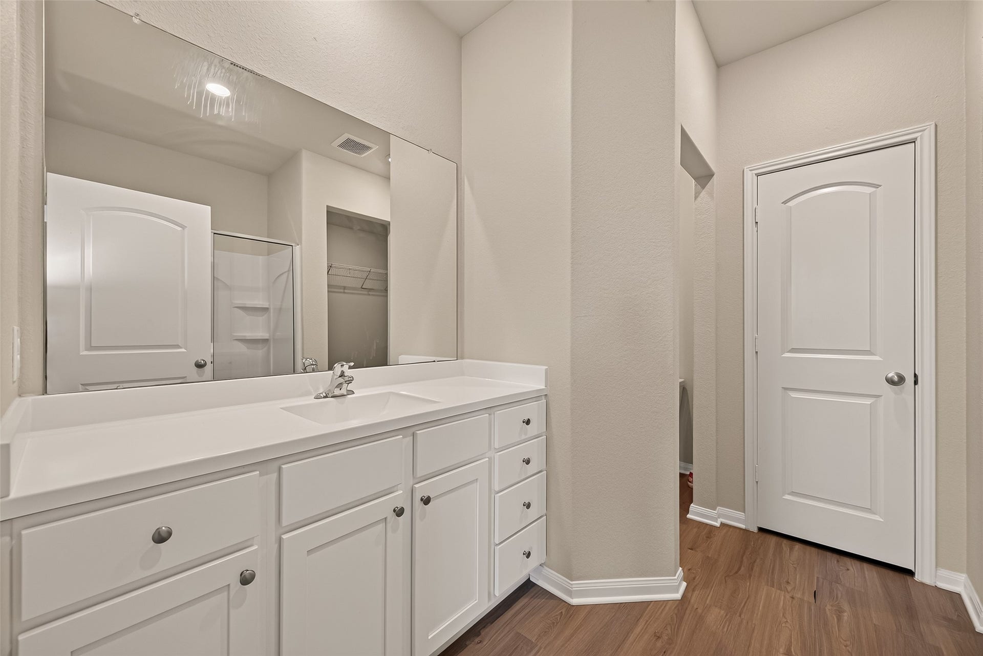 3205 Foresail Lane, Santa Fe, TX 77510 Primary Bathroom