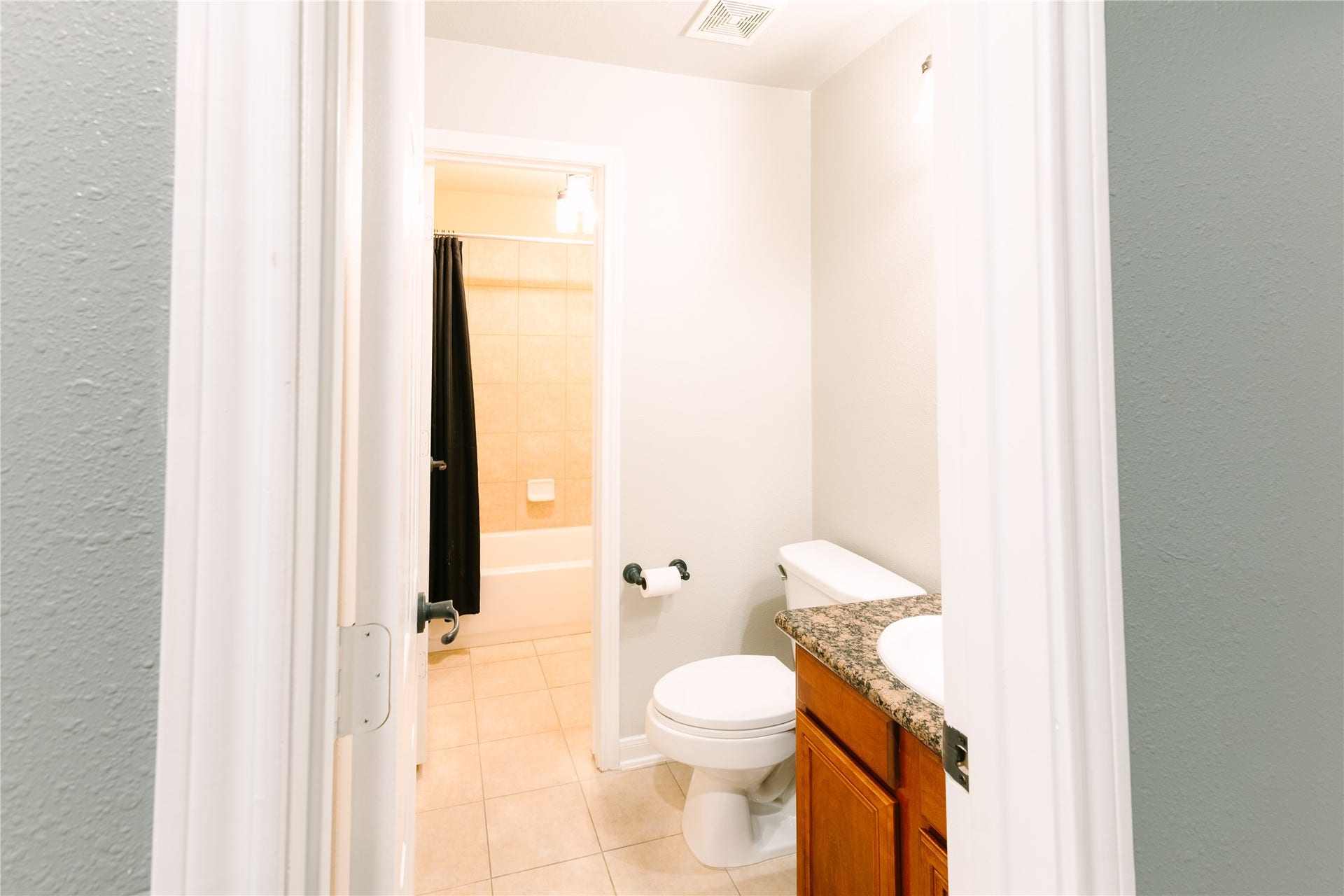1710 Aden Mist Drive, Houston, TX 77003 1710 Aden Mist Drive, Houston, TX 77003