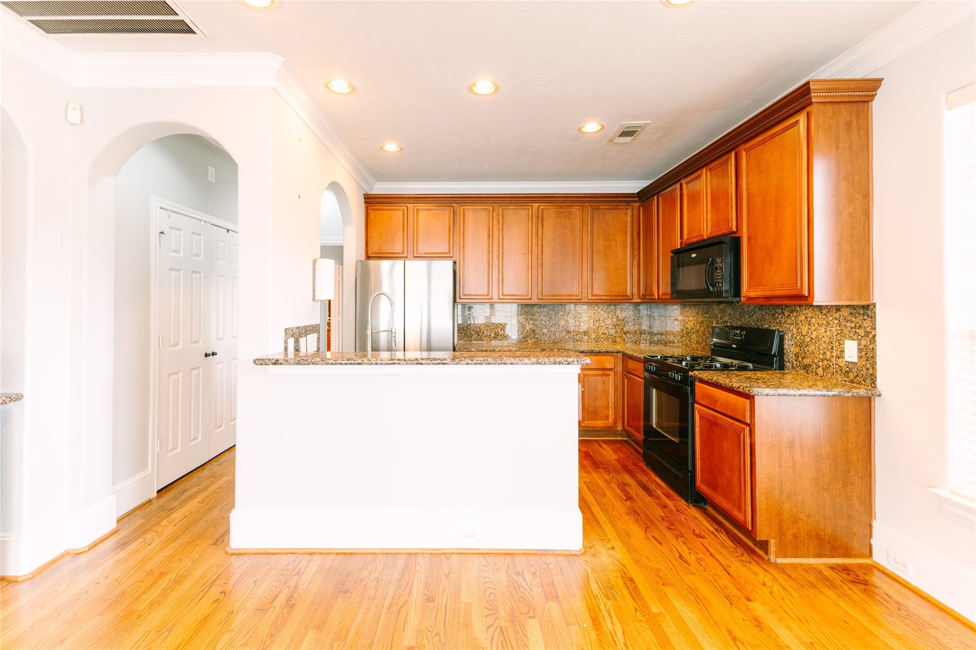 1710 Aden Mist Drive, Houston, TX 77003 1710 Aden Mist Drive, Houston, TX 77003