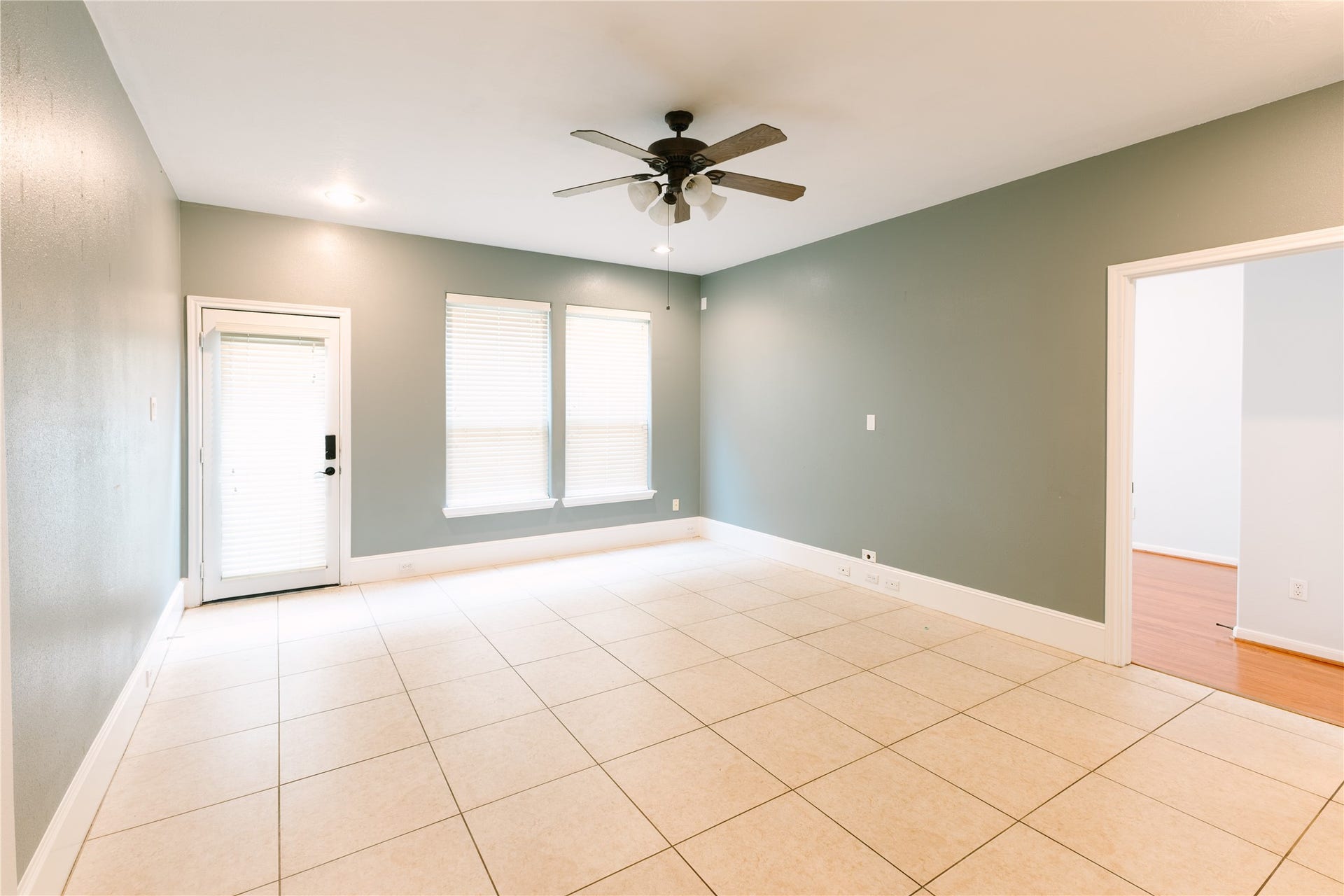 1710 Aden Mist Drive, Houston, TX 77003 1710 Aden Mist Drive, Houston, TX 77003