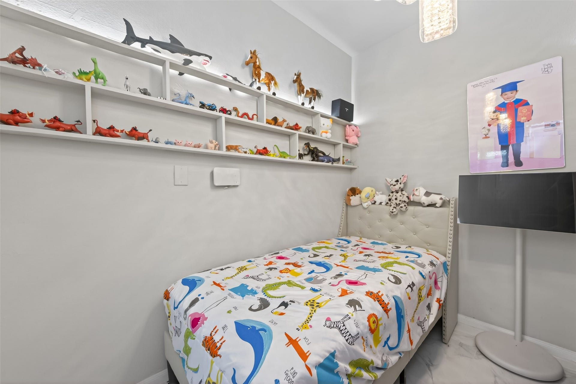 22409 Kinley Street, New Caney, TX 77357 The closet is spacious and can serve a variety of purposes due to the size.
