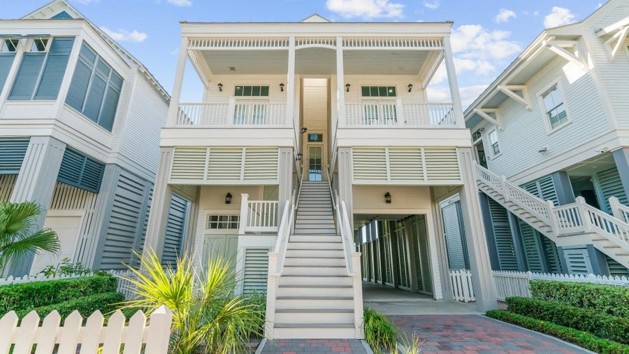 Property photo for 2614 E Seaside Drive, Galveston, TX