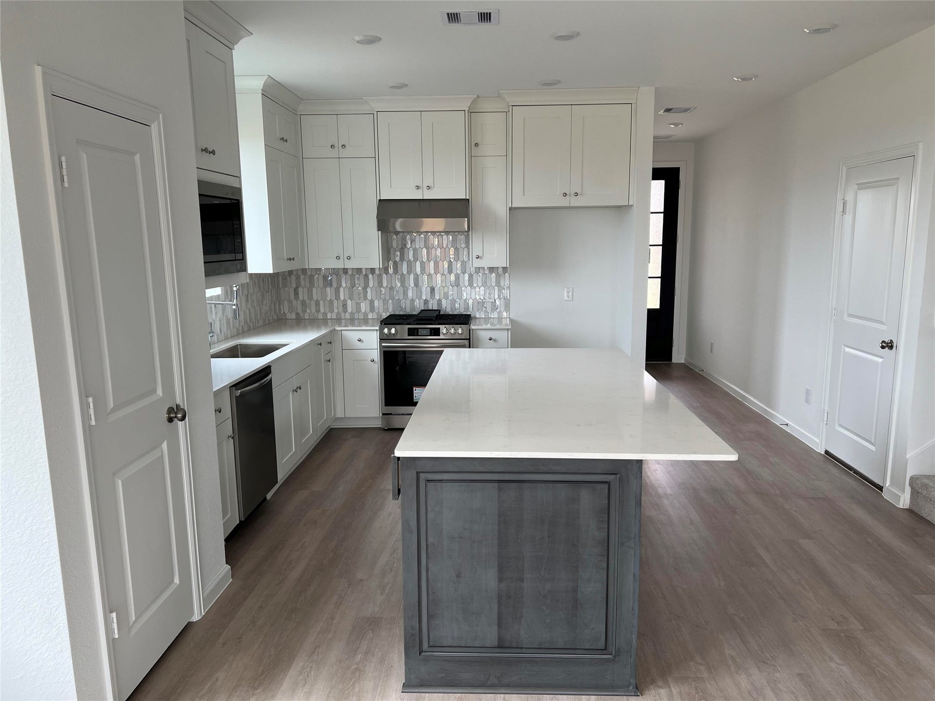 2708 Lantana Breeze Dr, Texas City, TX 77568 2708 Lantana Breeze Dr, Texas City, TX 77568