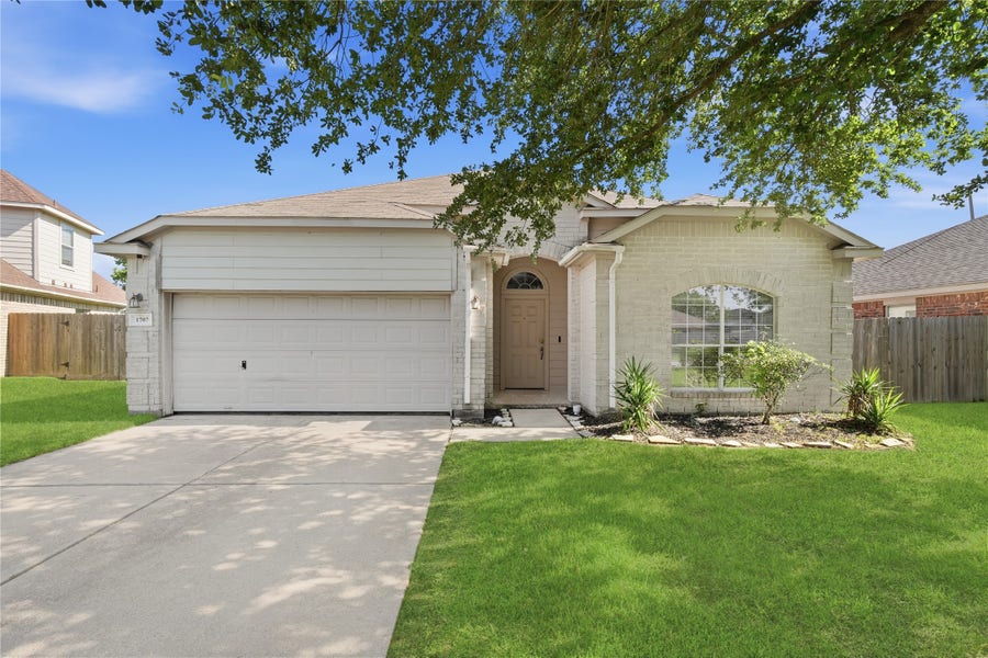 Property photo for 1707 N Highlands Crossing, Highlands, TX