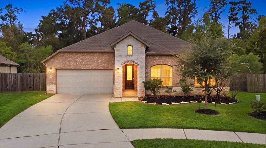 Property photo for 18206 Fehmarn Sound Circle, Houston, TX