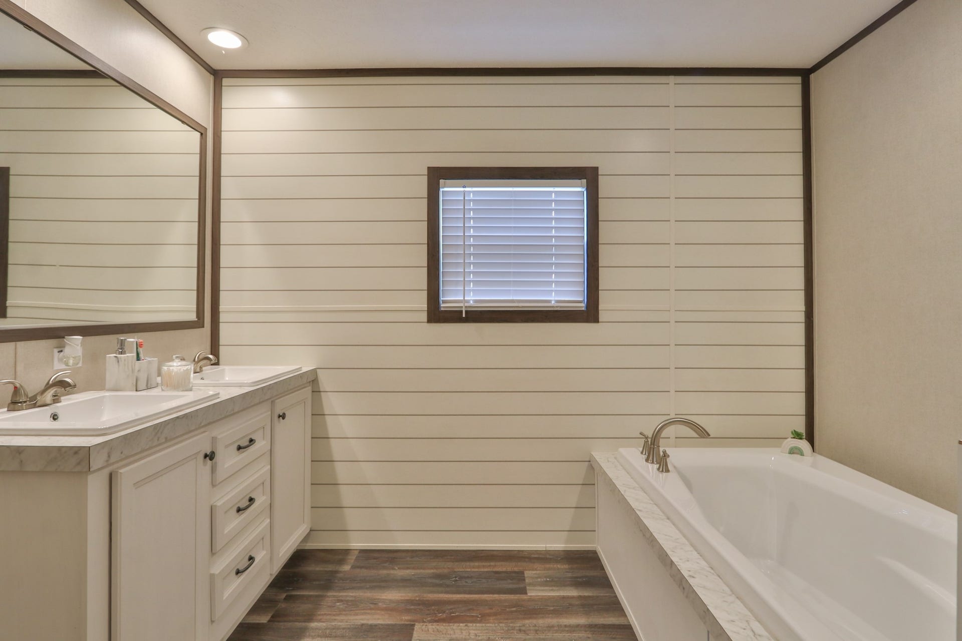 15211 Linda Lane, Santa Fe, TX 77517 15211 Linda Lane, Santa Fe, TX 77517