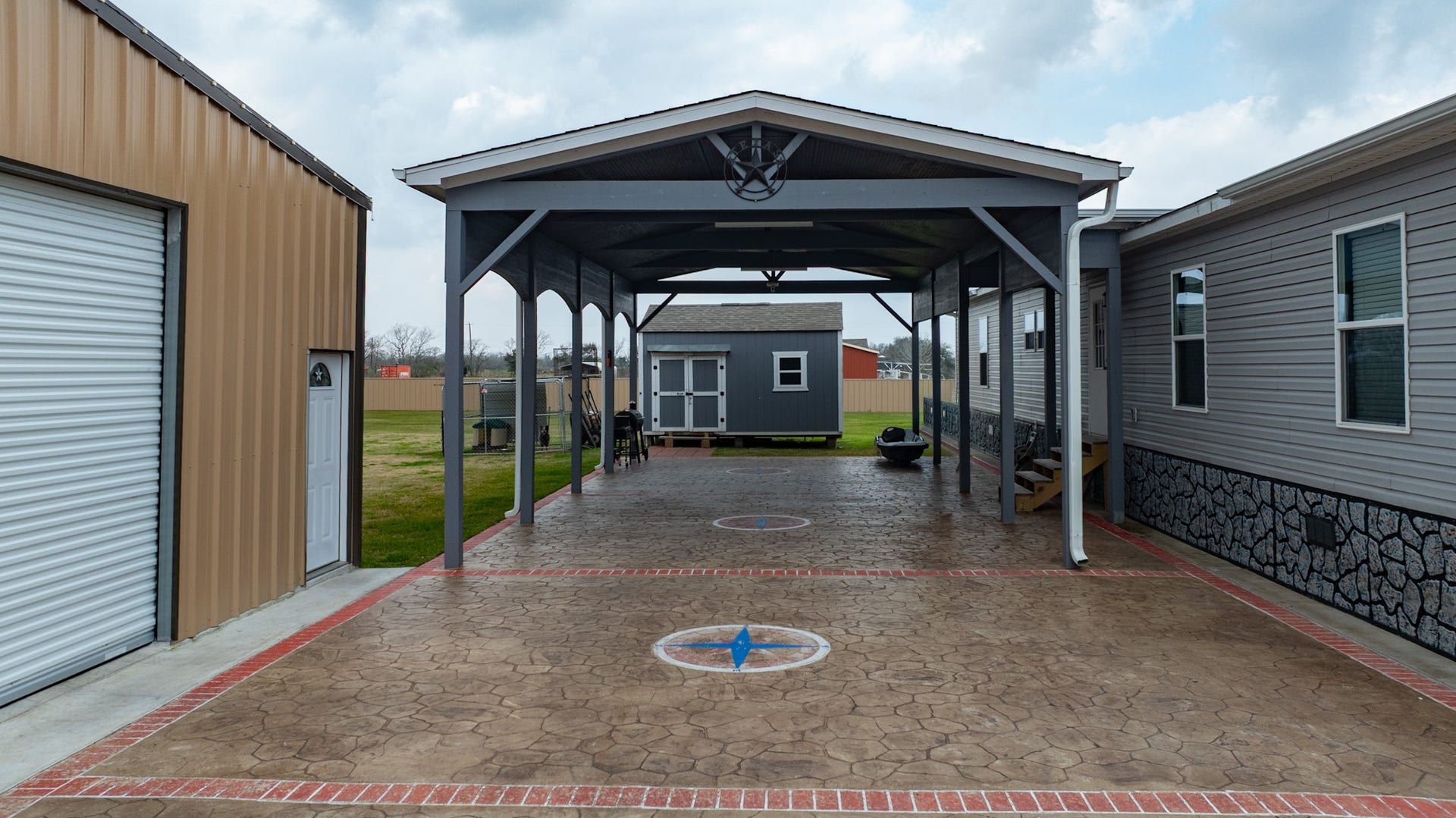 15211 Linda Lane, Santa Fe, TX 77517 15211 Linda Lane, Santa Fe, TX 77517