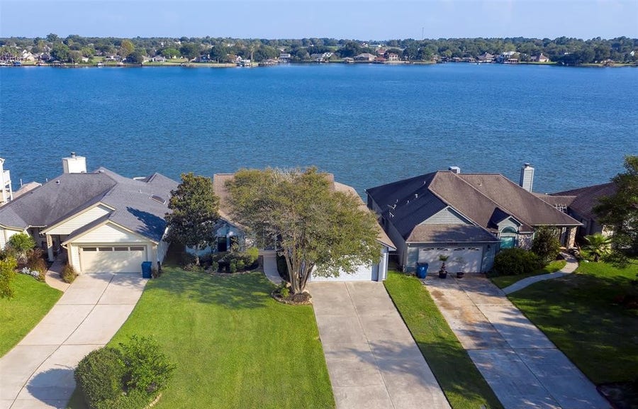 Property photo for 12676 Pelican Boulevard, Willis, TX