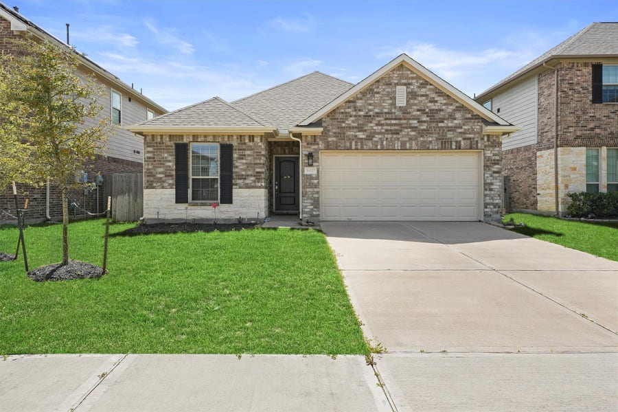Property photo for 31227 Roos River Drive, Hockley, TX