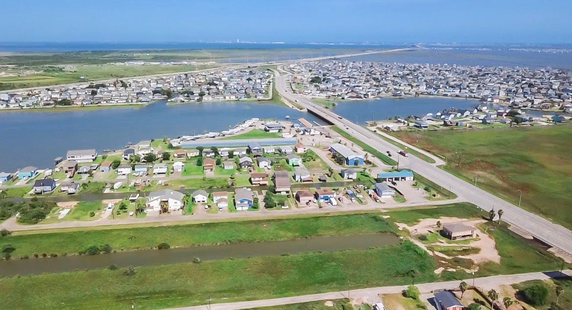 7140 Beau Terre, Hitchcock, TX 77563 7140 Beau Terre, Hitchcock, TX 77563