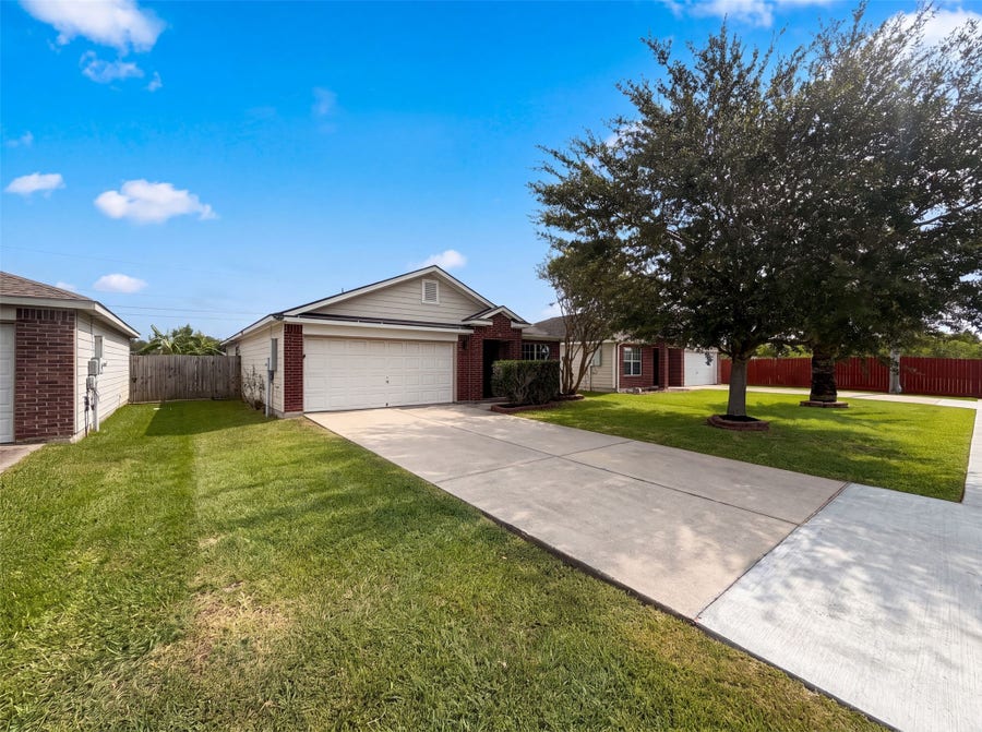 Property photo for 9002 Barracuda Drive, Texas City, TX