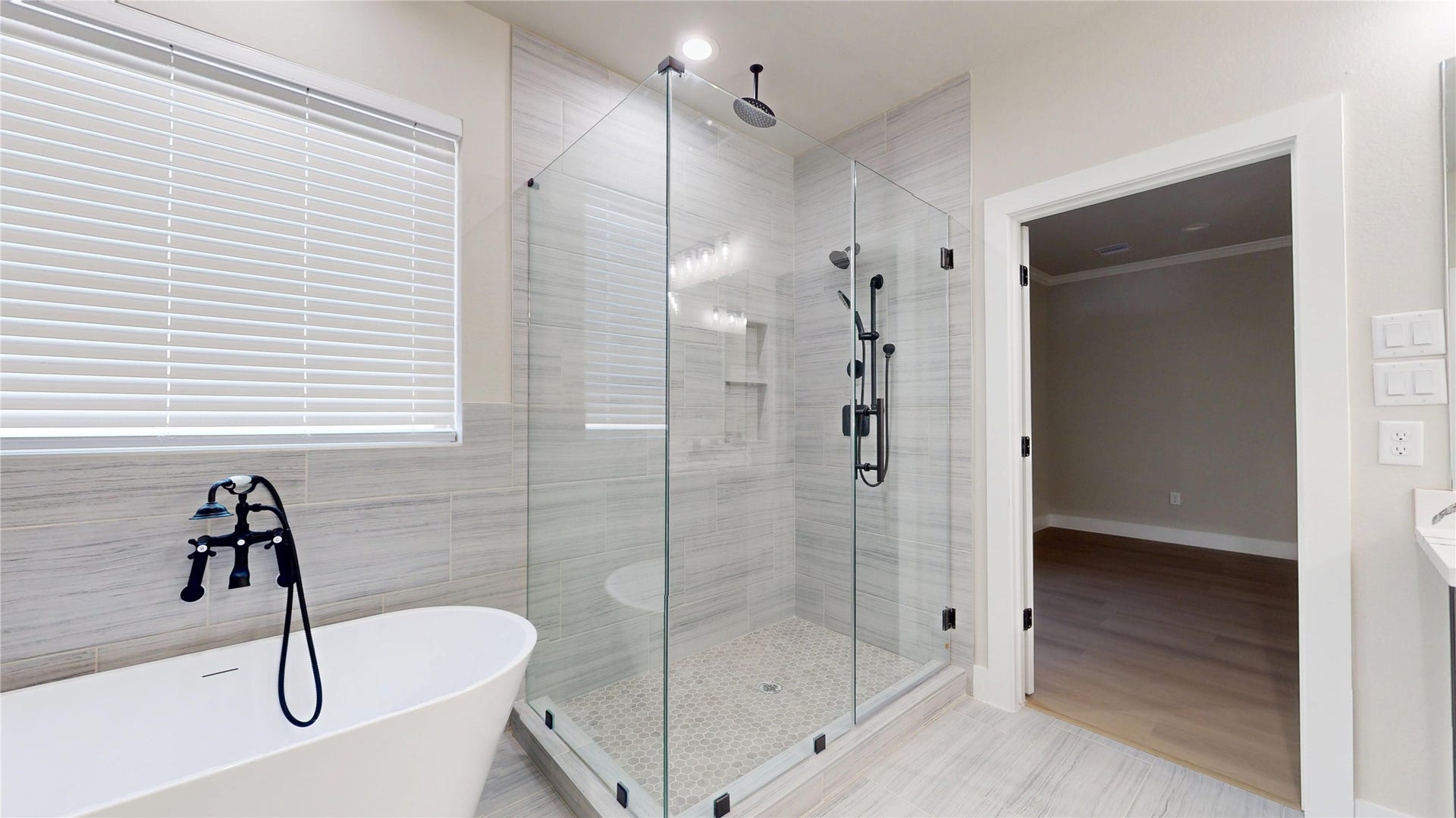 5411 Oak Cove Drive, Houston, TX 77091 5411 Oak Cove Drive, Houston, TX 77091