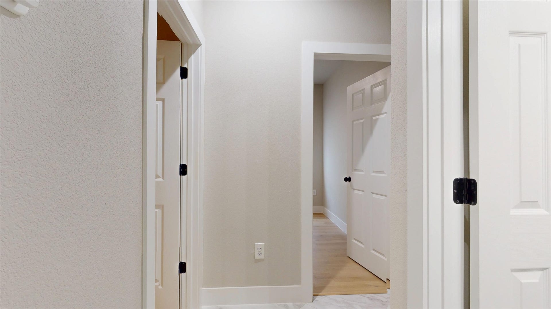5411 Oak Cove Drive, Houston, TX 77091 5411 Oak Cove Drive, Houston, TX 77091