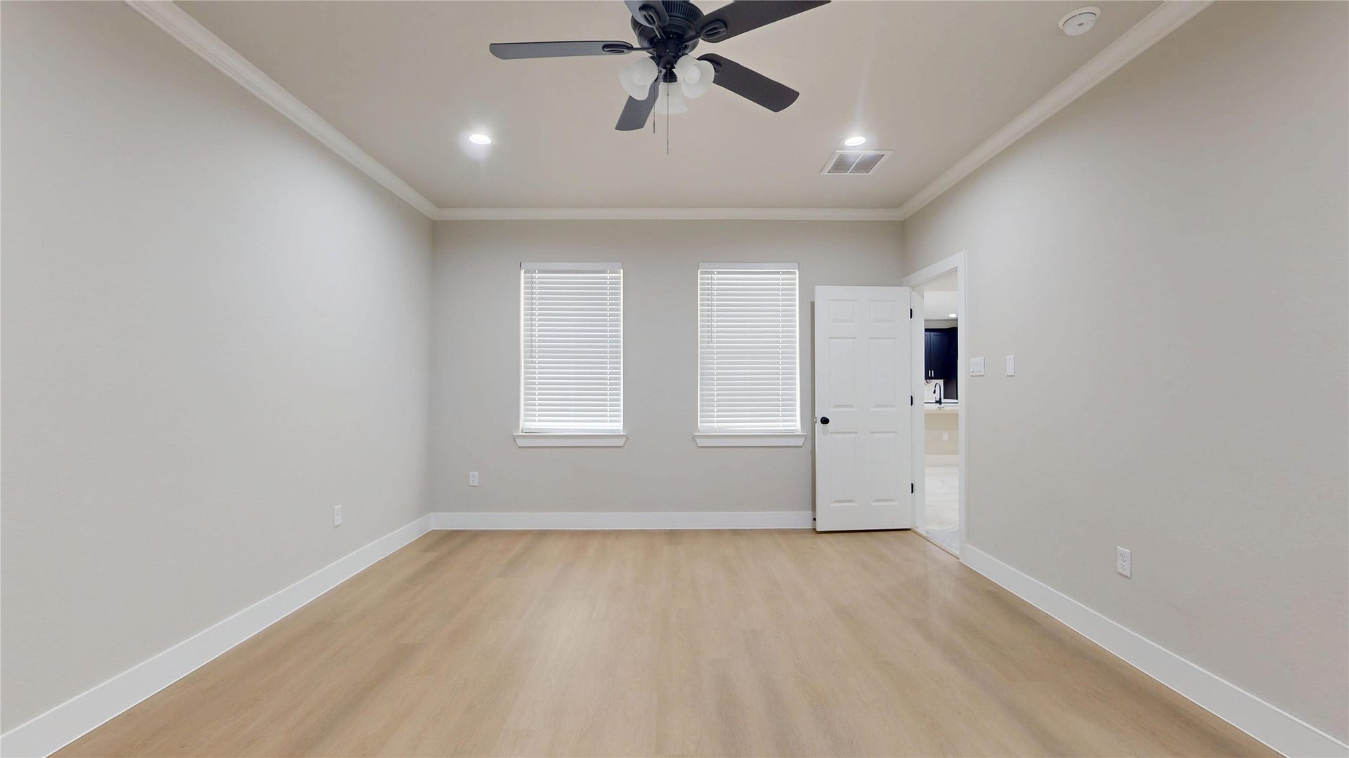 5411 Oak Cove Drive, Houston, TX 77091 5411 Oak Cove Drive, Houston, TX 77091